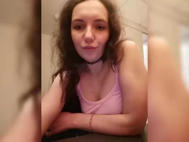 marykiskis on BongaCams 