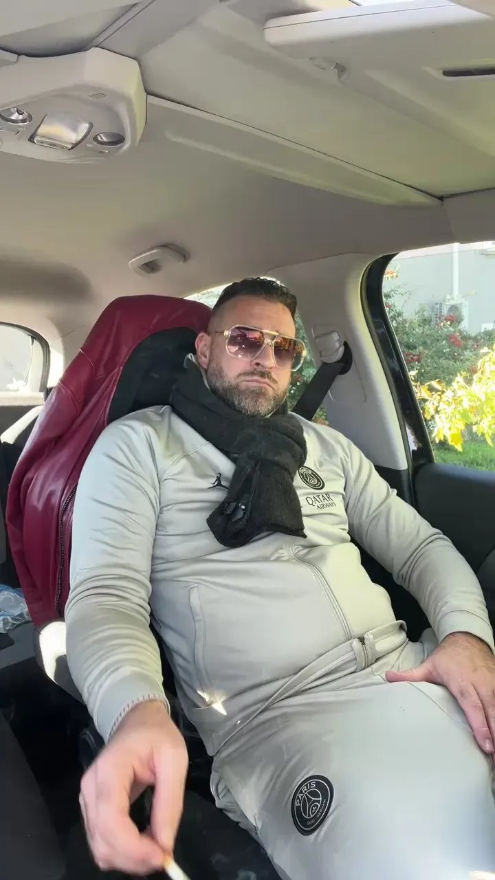 Offline Anjelo79 on Cam4