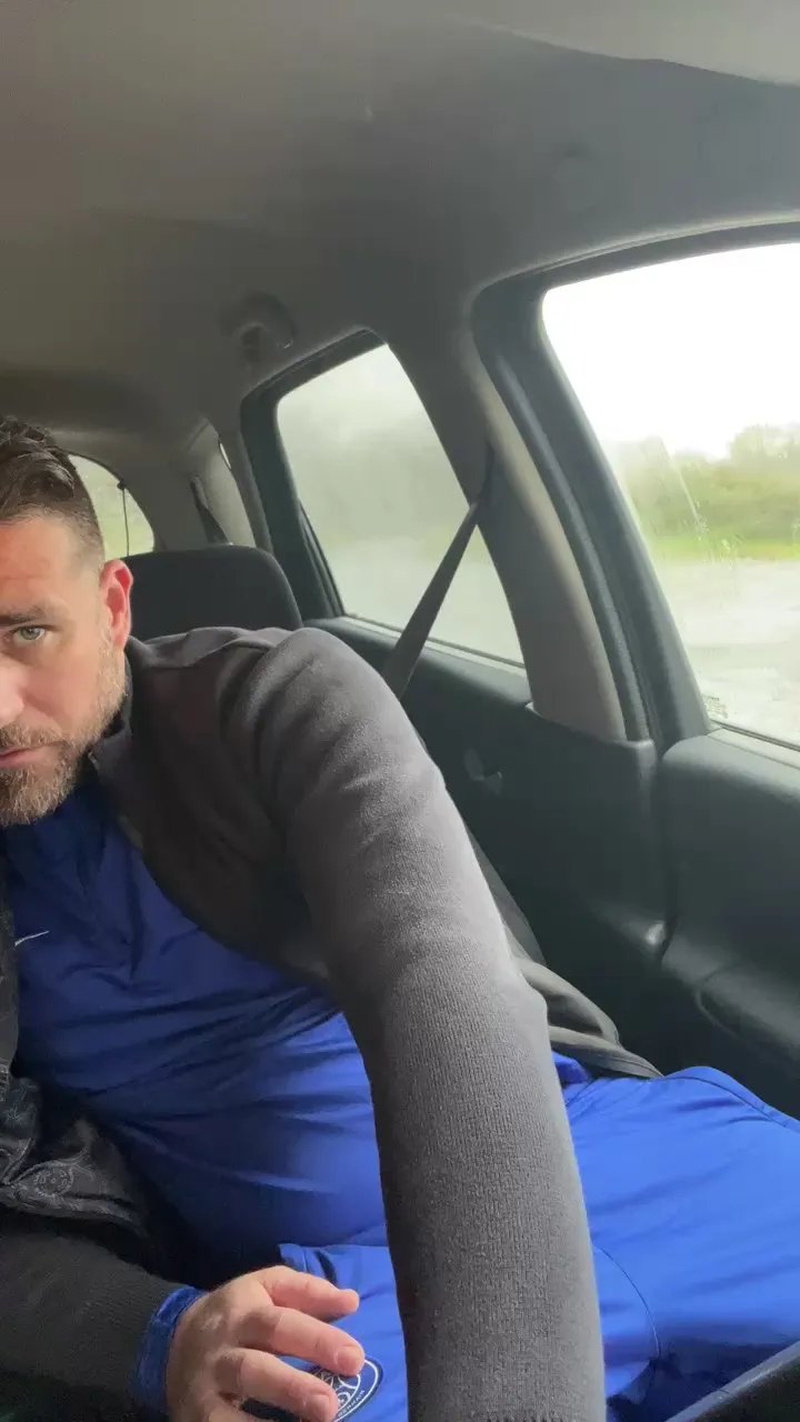 Offline Anjelo79 on Cam4