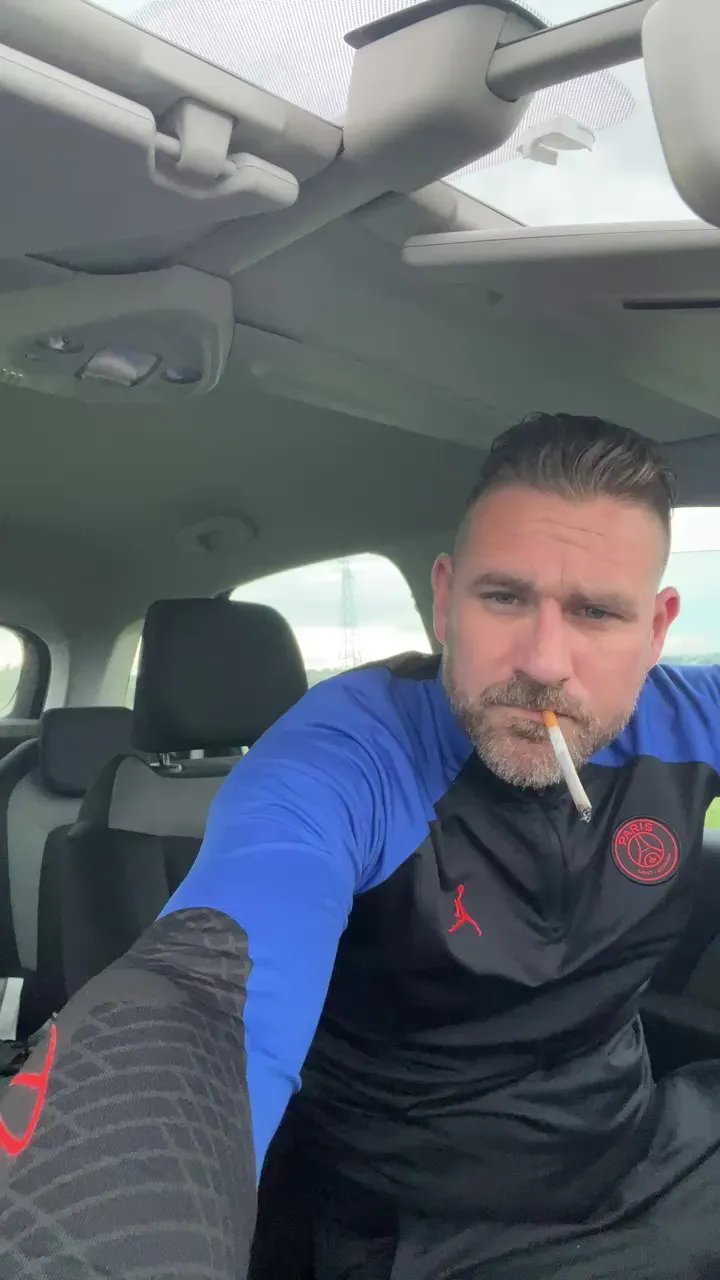 Offline Anjelo79 on Cam4