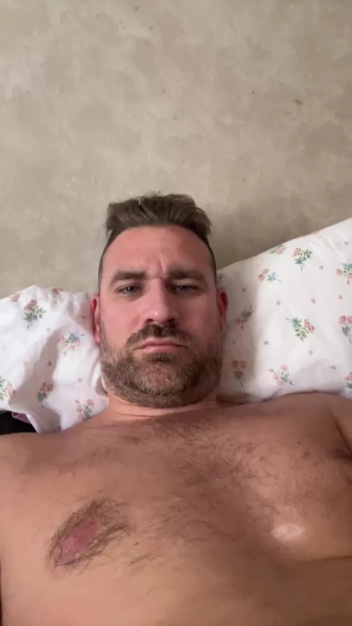 Offline Anjelo79 on Cam4