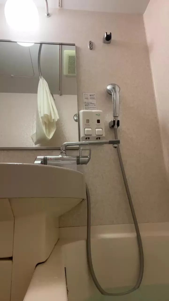 Offline H0119 on Cam4