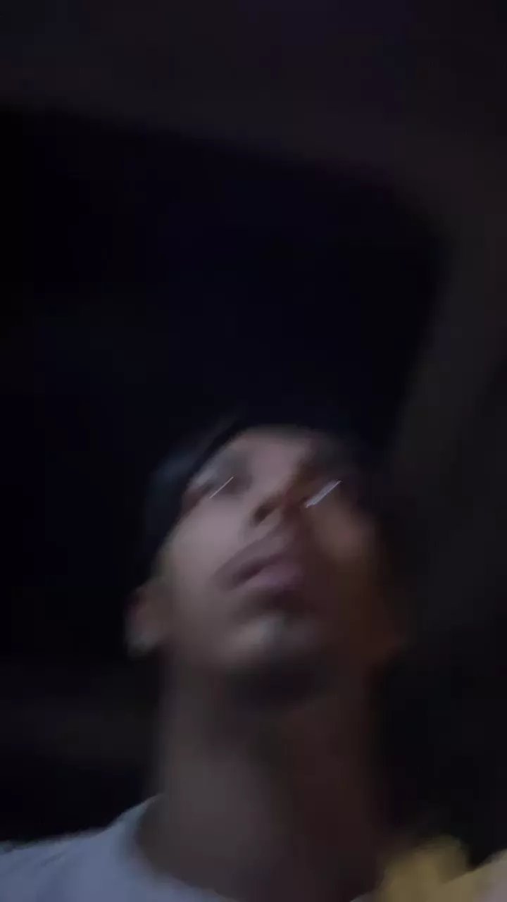 Offline lucio0531 on Cam4