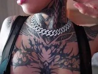 Offline alicee-love on CamSoda