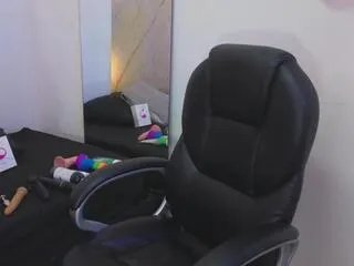 Offline alexa_thomas on Flirt4Free