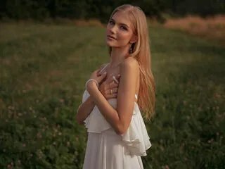 Offline chloe_lins on Flirt4Free