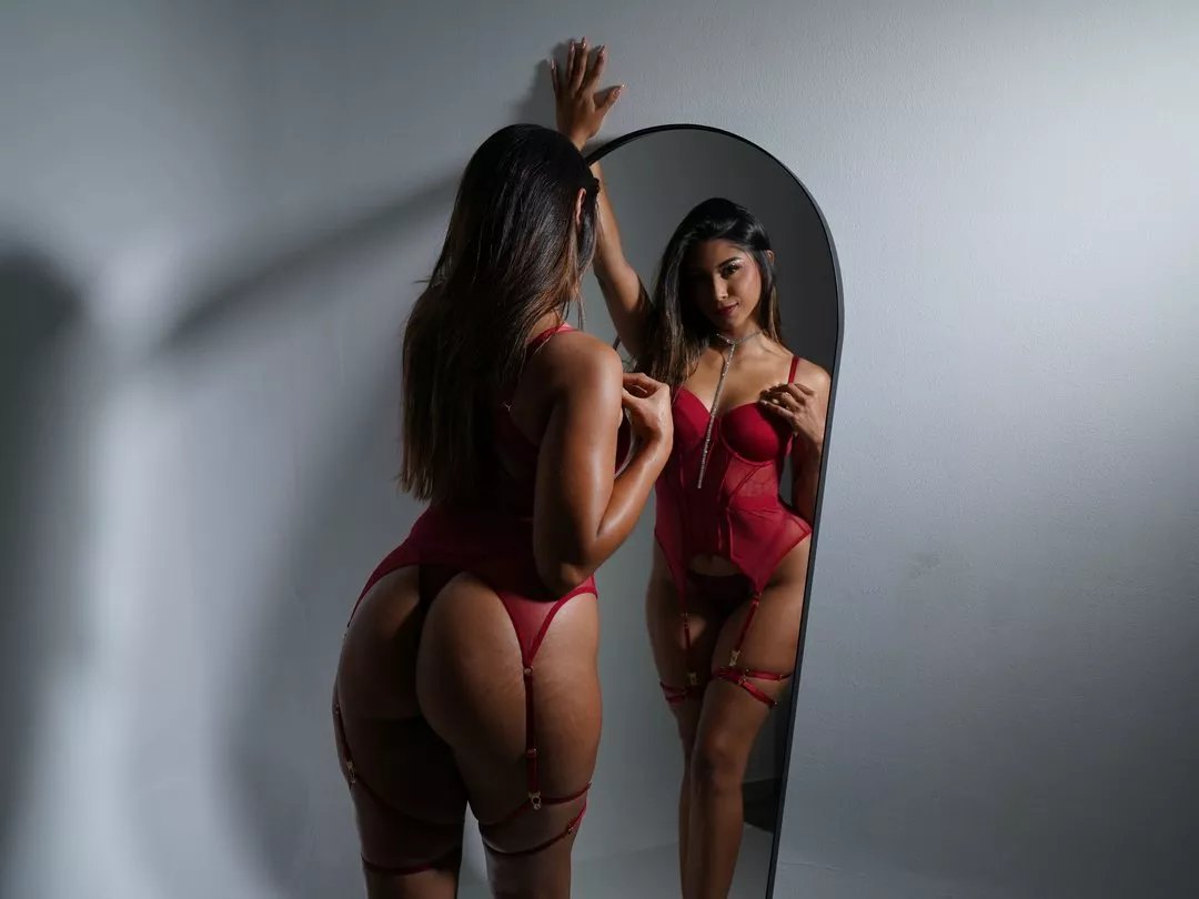 Offline AnaWillsson on Streamate