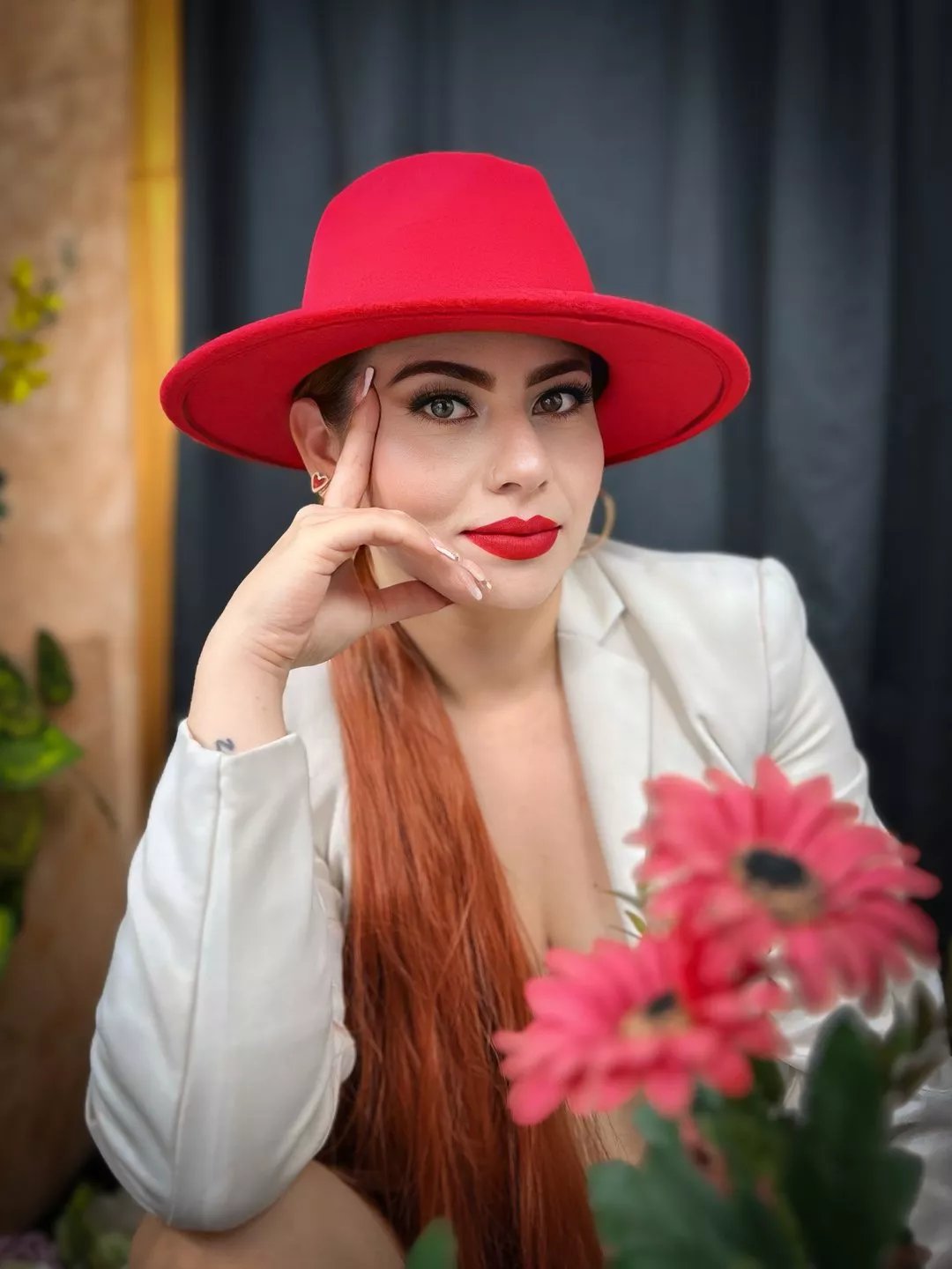 Offline Dulcecharlottee on Streamate