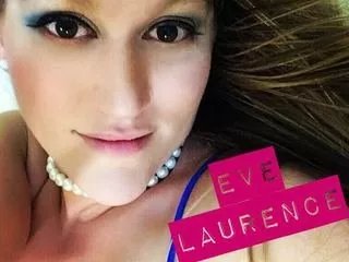 Offline EveLaurence on Streamate