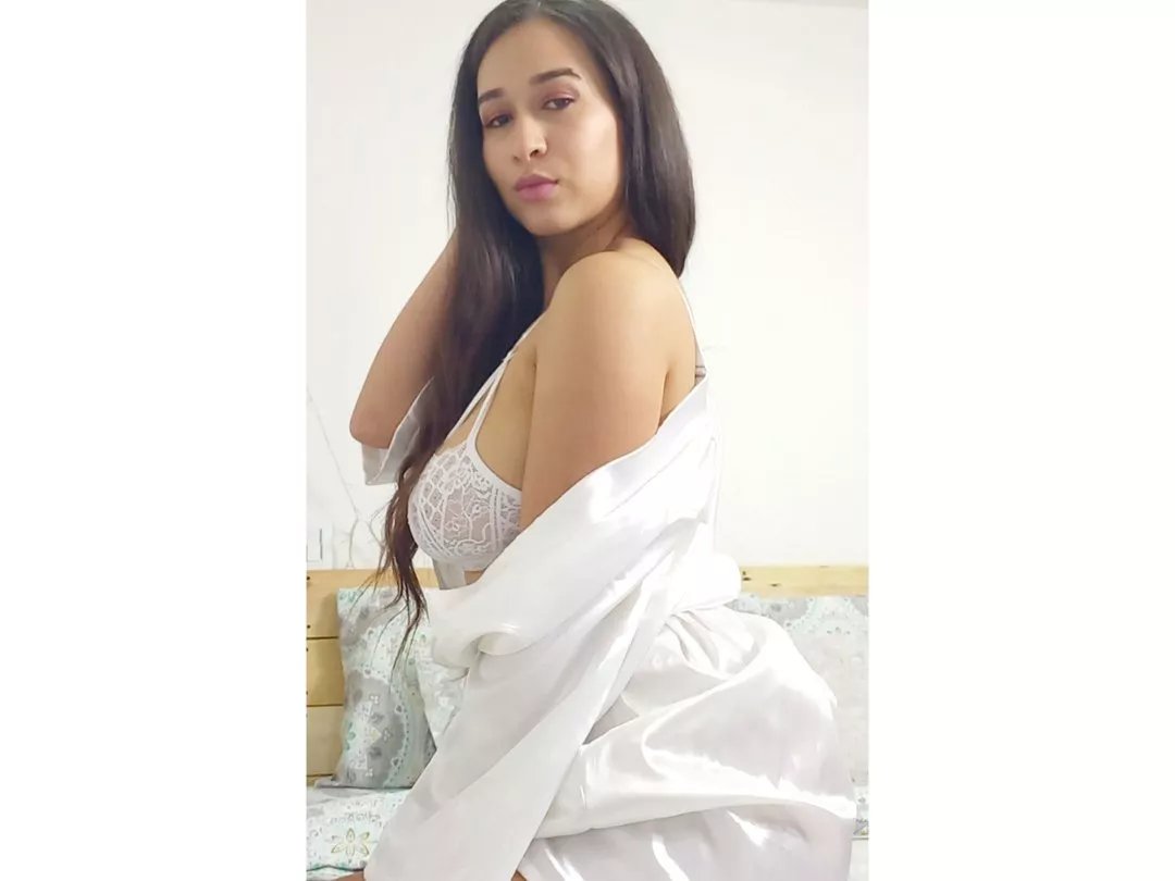 Offline LEZY on Streamate