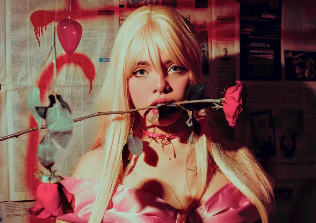 Offline maaeve_elf on Streamate