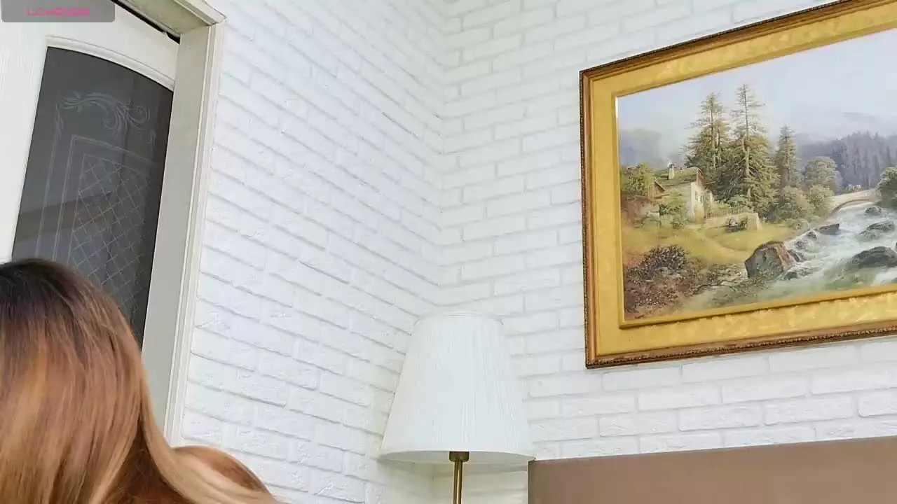 Offline EmeliLakura on Streamray