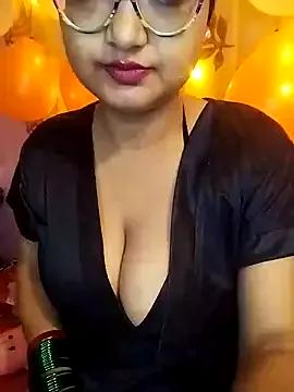 DimpleBarbie4 on StripChat 