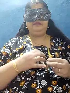 tamilthanushri on StripChat 